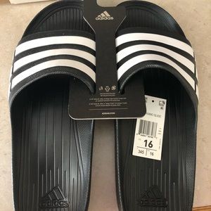 Adidas Duramo Black Slides Size 16